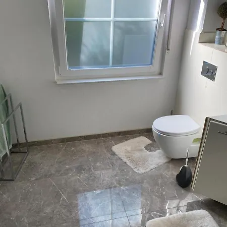 Apartment Big, Cozy Nature Pool Kelkheim